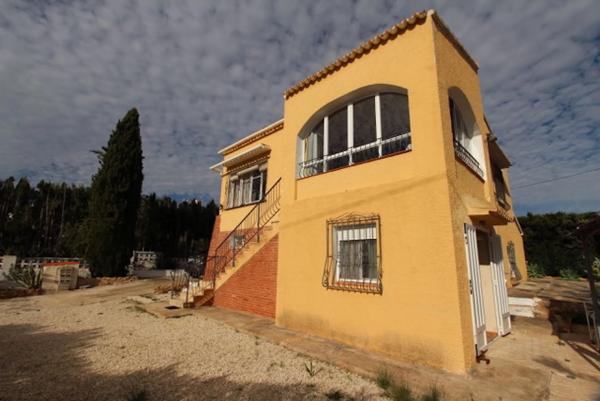 Chalet en Manzanera-Tosal