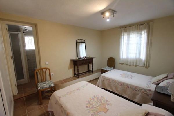 Chalet en Manzanera-Tosal