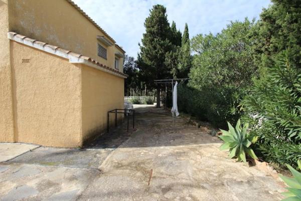 Chalet en Manzanera-Tosal