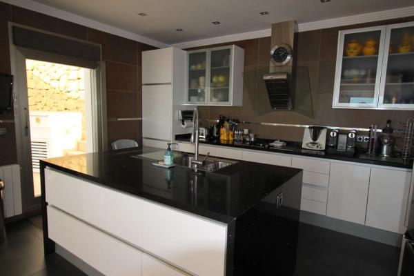 Chalet en Manzanera-Tosal