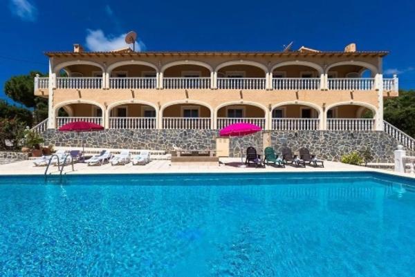 Chalet en Manzanera-Tosal