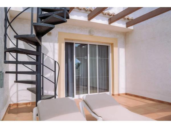 Chalet adosado en Partida Tosal de la Cometa