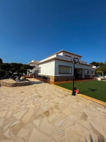 Casa independiente en Partida Buenavista, 51 h