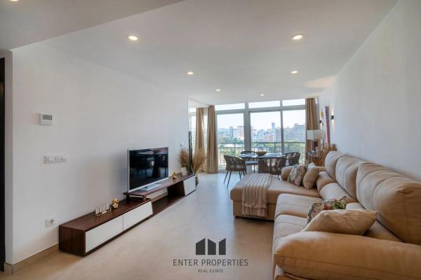 Piso en avenida Juan Carlos i