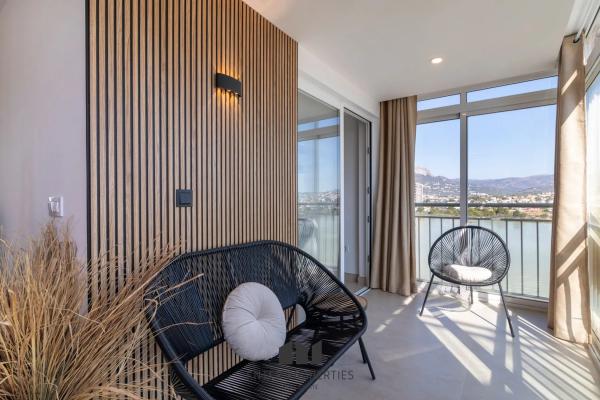 Piso en avenida Juan Carlos i