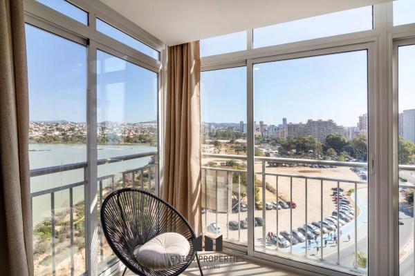 Piso en avenida Juan Carlos i