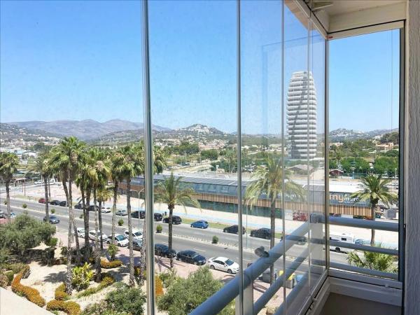 Piso en avenida Europa, 1