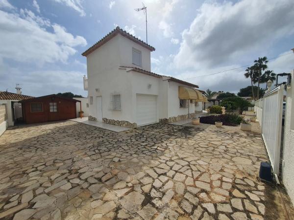 Casa independiente en Partida Carrió Park, 8