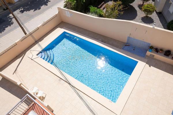 Piso en calle Isla de Formentera, 22 -24