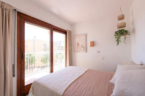 Piso en calle Isla de Formentera, 22 -24