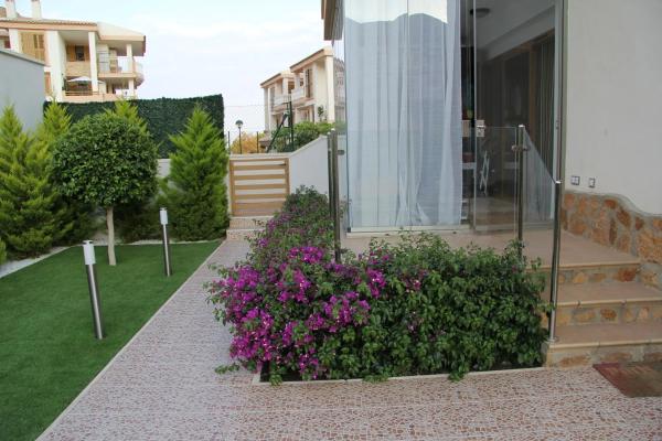 Piso en calle Berna, 6