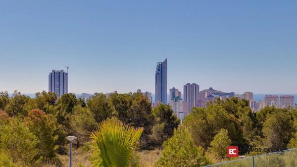 Casa independiente en calle Copenhague