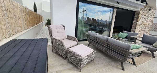 Chalet pareado en calle de Xeraco, 15