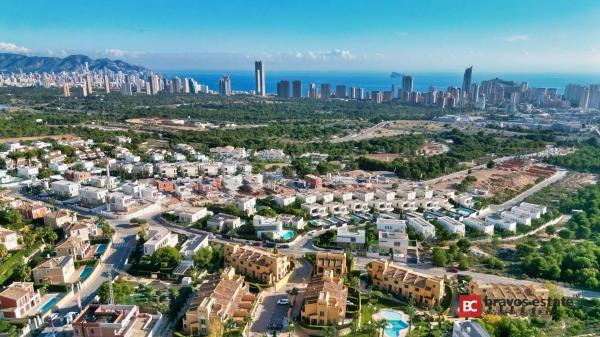 Casa independiente en calle Copenhague