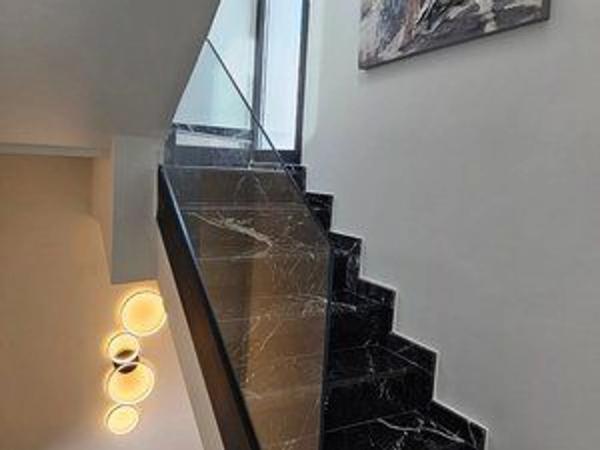 Chalet pareado en calle de Xeraco, 15