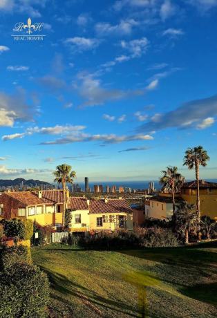 Chalet adosado en calle Isla Mallorca