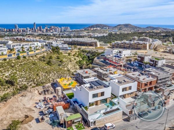 Casa independiente en avenida d'Amèrica, 9 -e