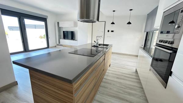 Casa independiente en calle Toledo