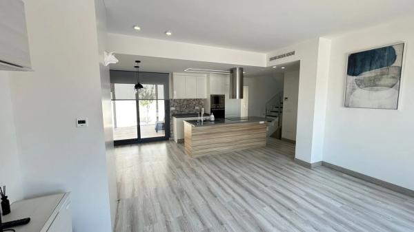 Casa independiente en calle Toledo