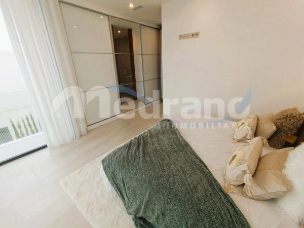 Casa independiente en calle Praga, 18 -34