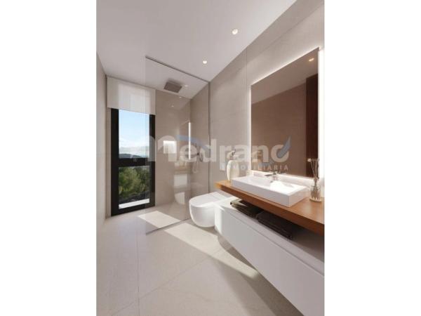 Casa independiente en calle Praga, 18 -34