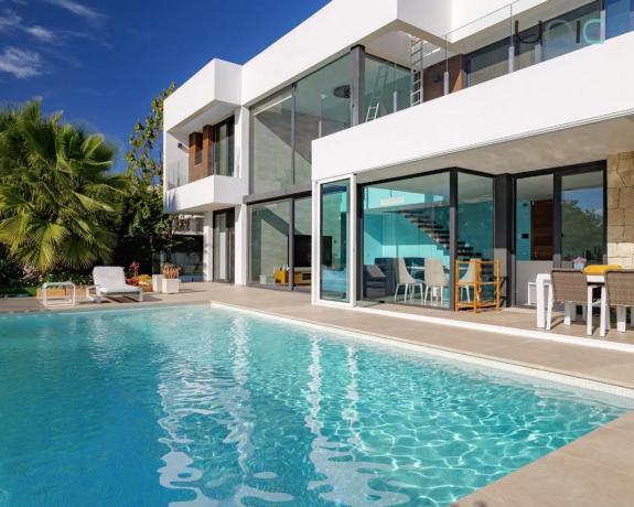 Casa independiente en calle Lisboa