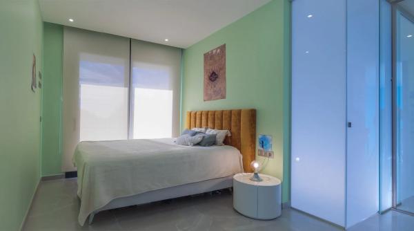 Casa independiente en calle Lisboa