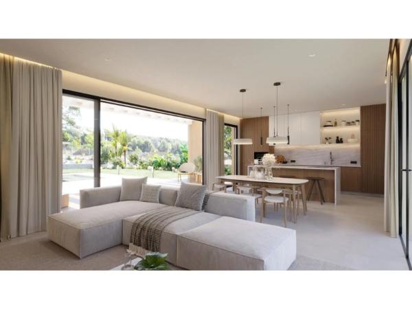 Casa independiente en avenida Andalucía