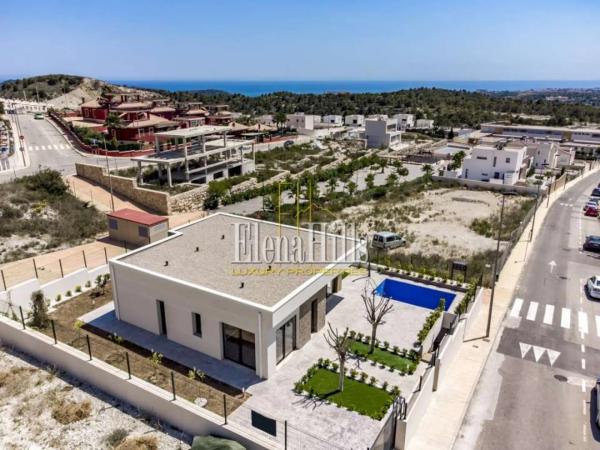 Casa independiente en calle Cordoba, 7