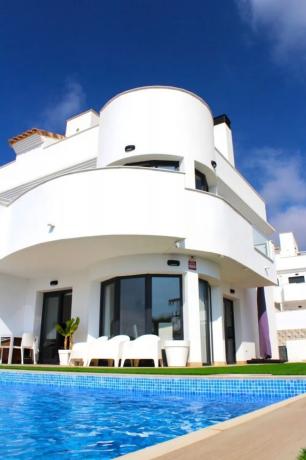 Chalet adosado en avenida Costa Blanca