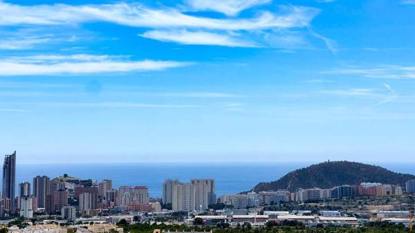 Casa independiente en calle Roma