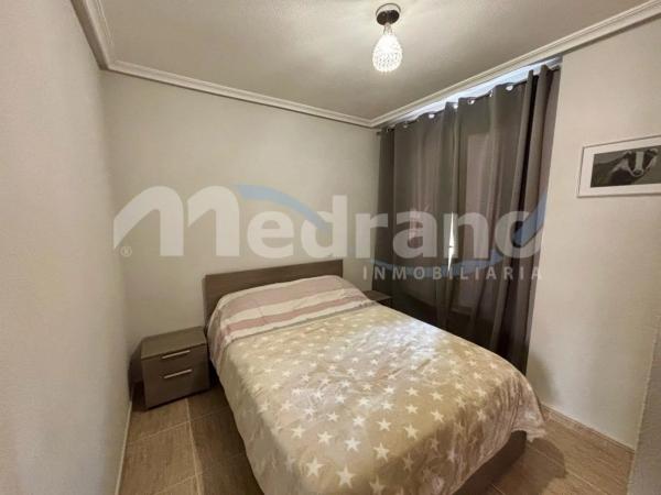 Casa independiente en avenida Oviedo, 21 -15