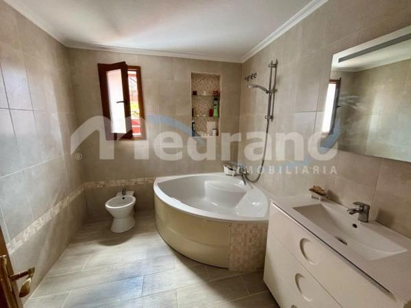 Casa independiente en avenida Oviedo, 21 -15