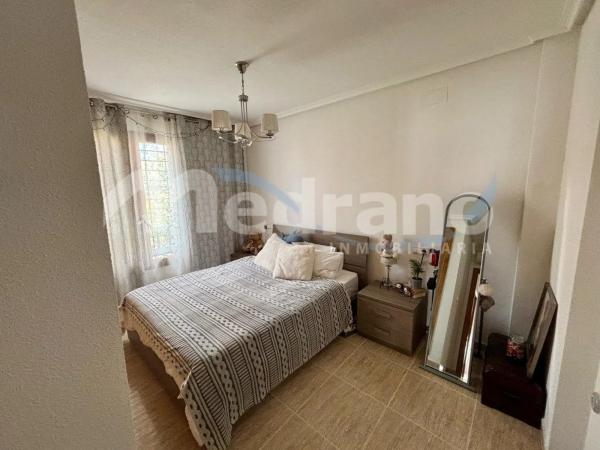 Casa independiente en avenida Oviedo, 21 -15