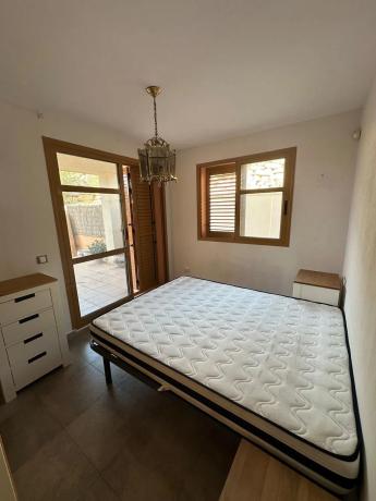 Piso en calle Berna, 6