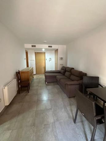 Piso en calle Berna, 6