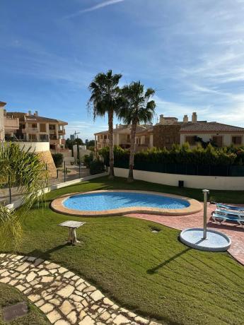 Piso en calle Berna, 6