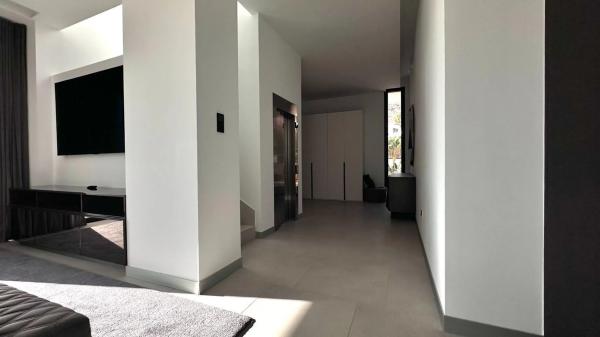 Casa independiente en calle Viena