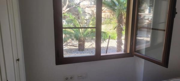 Casa independiente en calle Roma