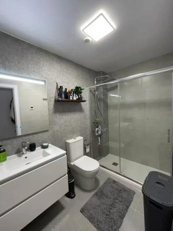 Piso en calle de Colombia