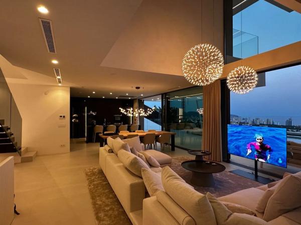 Casa independiente en calle Viena