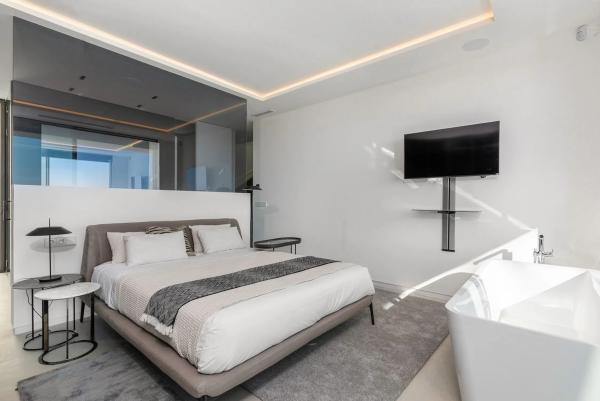 Casa independiente en calle Viena