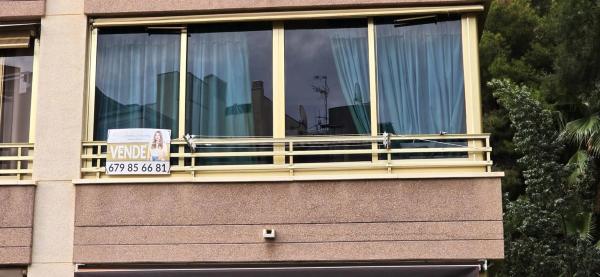 Piso en avenida de la Marina Baixa