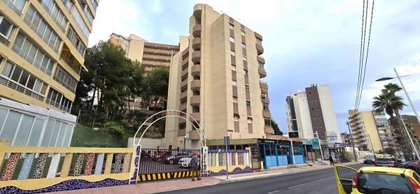 Piso en avenida de la Marina Baixa