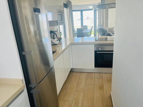 Chalet adosado en avenida Costa Brava, 33