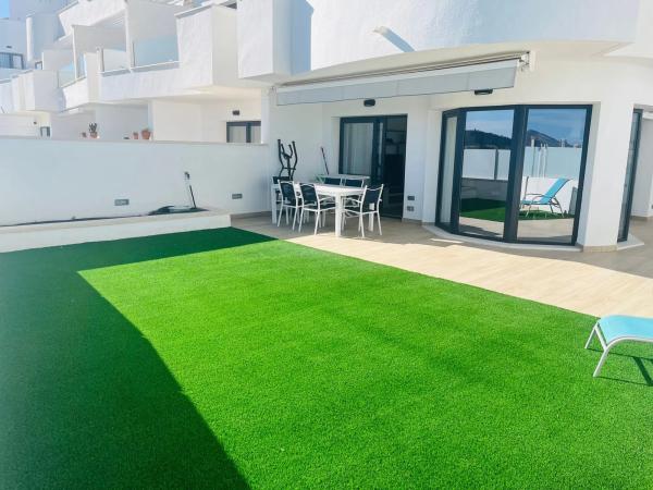 Chalet adosado en avenida Costa Brava, 33