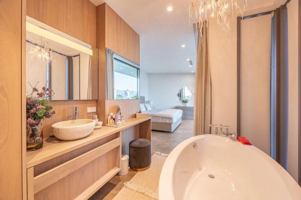 Casa independiente en calle Praga