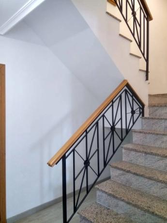 Casa independiente en avenida Oviedo, 19