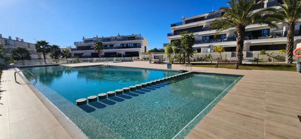 Piso en calle Londres, 3 -----7