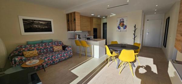 Piso en calle Londres, 3 -----7